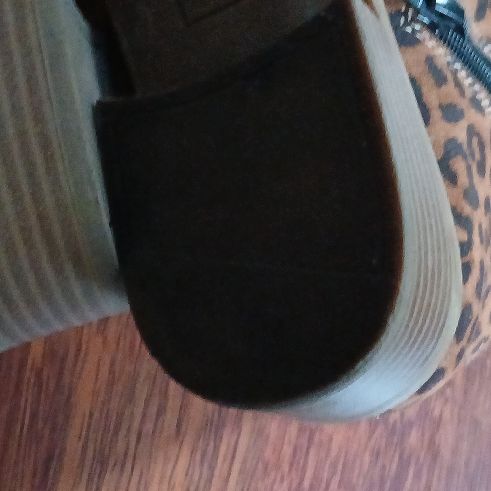 💟Leopard booties - Picture 8 of 9